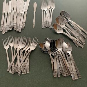 Elegant Silver Cutlery Set